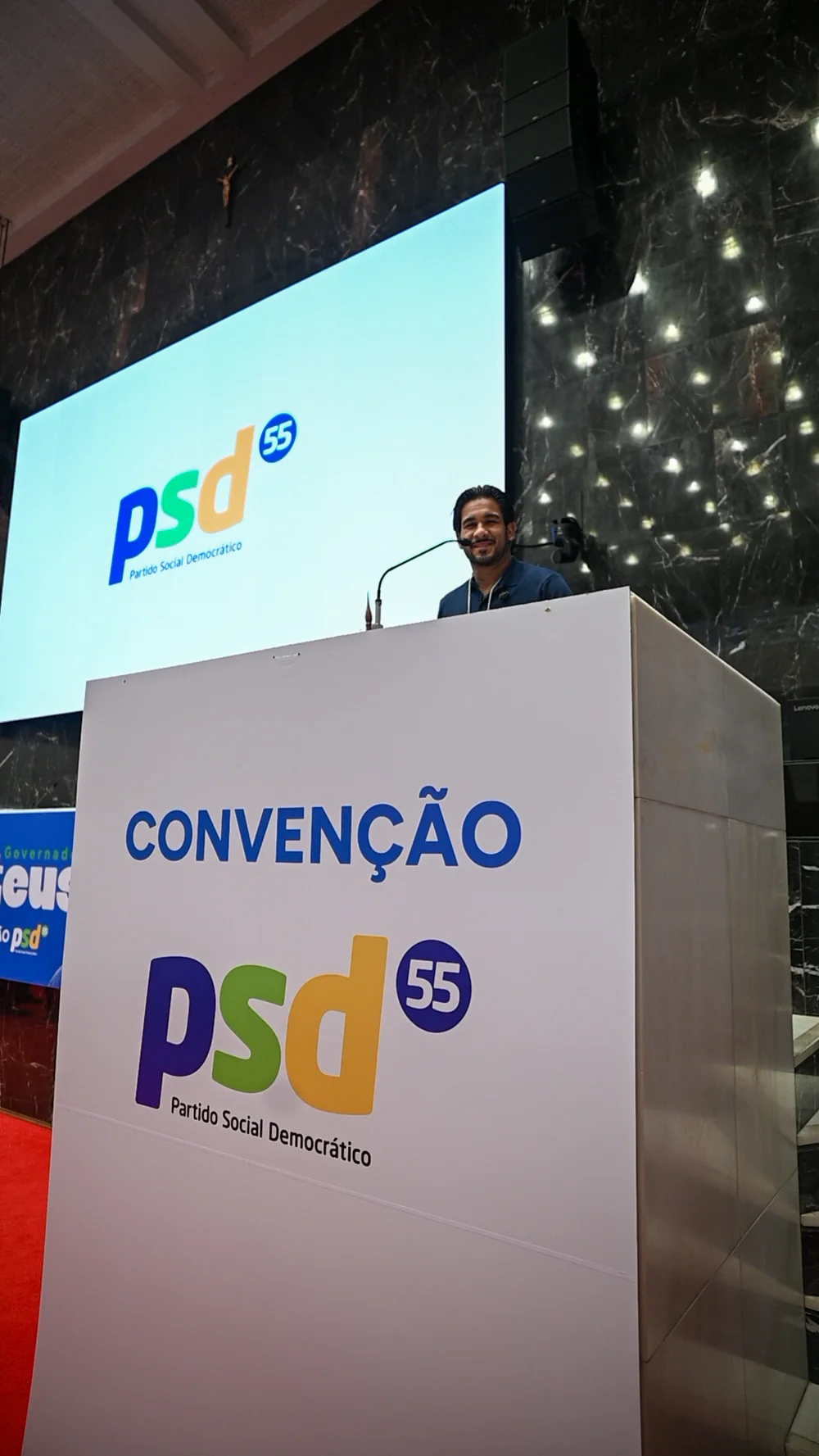 Matheus Coelho discursando na Convenção do PSD